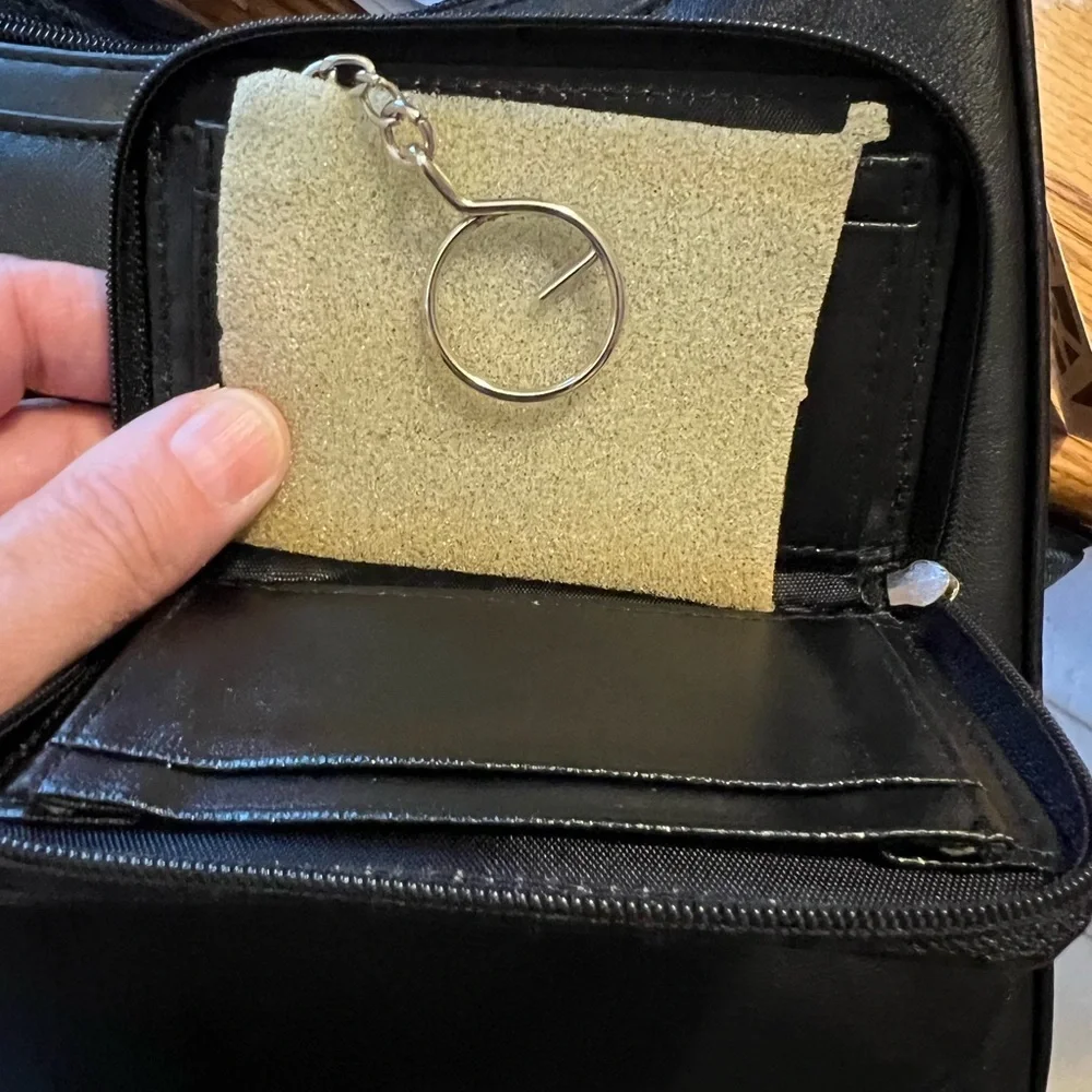 Aurielle Black Leather Shoulder Bag Handbag Card Case Key Chain 11.5x8.5